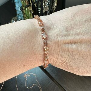 8ctw genuine sunstone set in rose gold tone/sterling silver tennis bracelet!